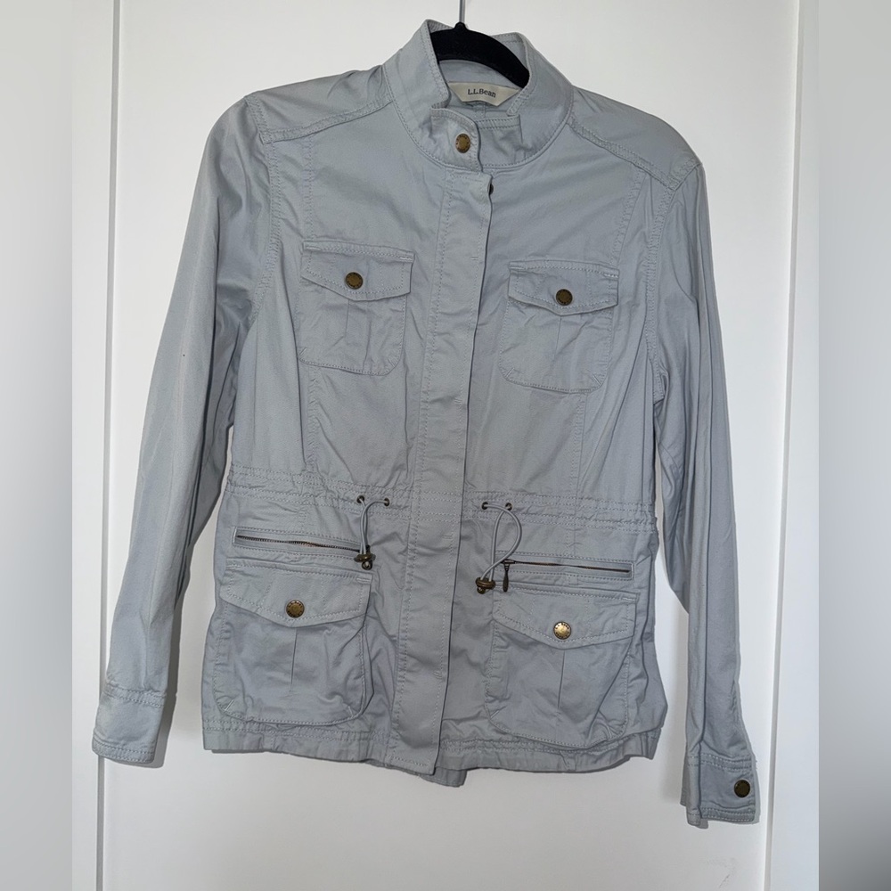 LL Bean Women’s Utility Jacket light blue size XS petite in great condition